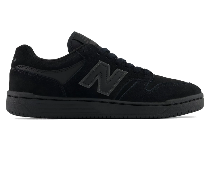 New Balance Numeric 480 skate shoe in black with FuelCell cushioning and suede mesh upper