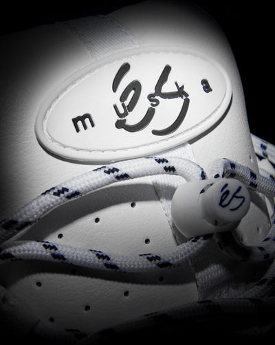 eS The Muska Shoe, White