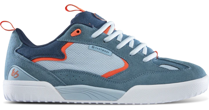  éS Quattro skate shoe in blue, white, and navy with orange accents and durable cupsole design
