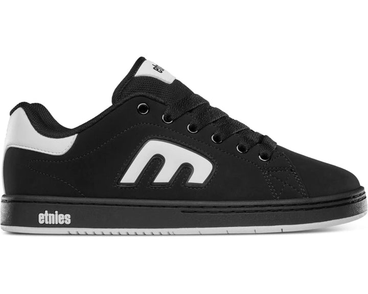 Etnies Callicut black white skate shoe side profile classic skate sneaker
