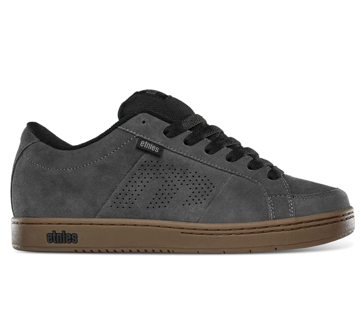 etnies Kingpin skate shoes in Carbon suede with gum rubber outsole.