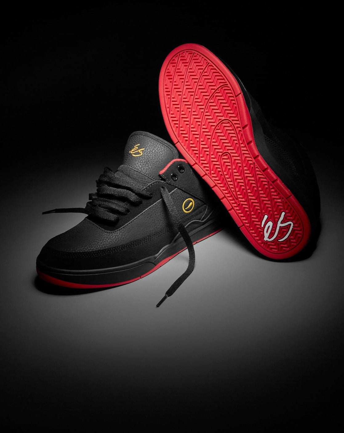 eS Stylus Mid x Wade Desarmo Shoe, Black Red
